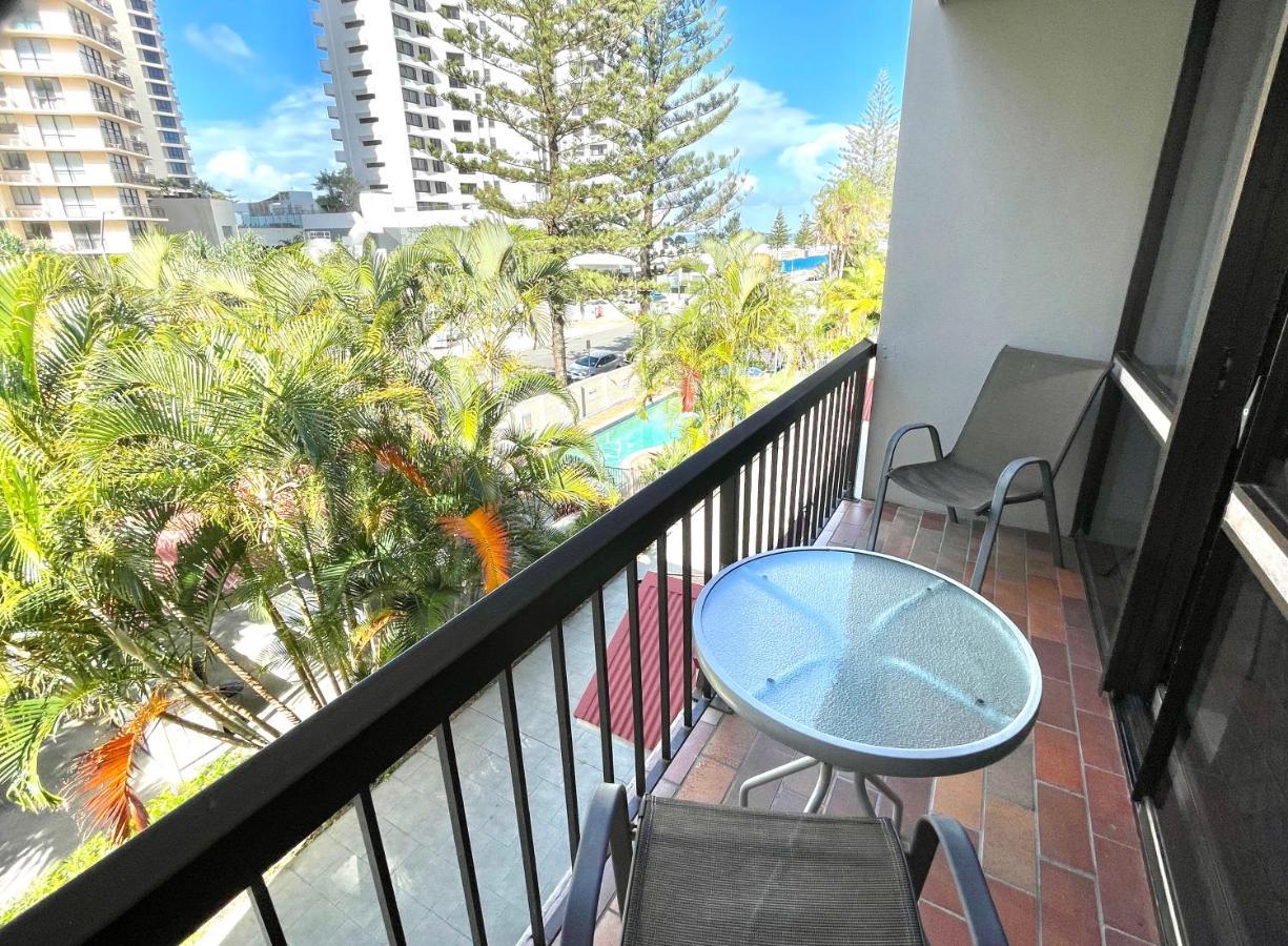 Surfers Paradise- Meters From The Beach! Gold Coast Dış mekan fotoğraf
