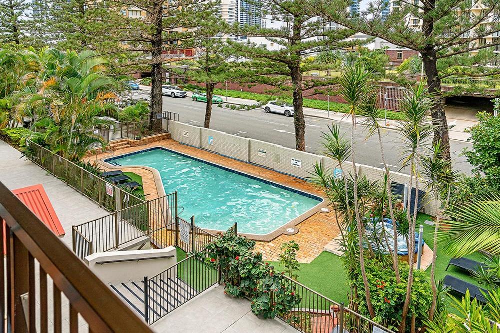 Surfers Paradise- Meters From The Beach! Gold Coast Dış mekan fotoğraf